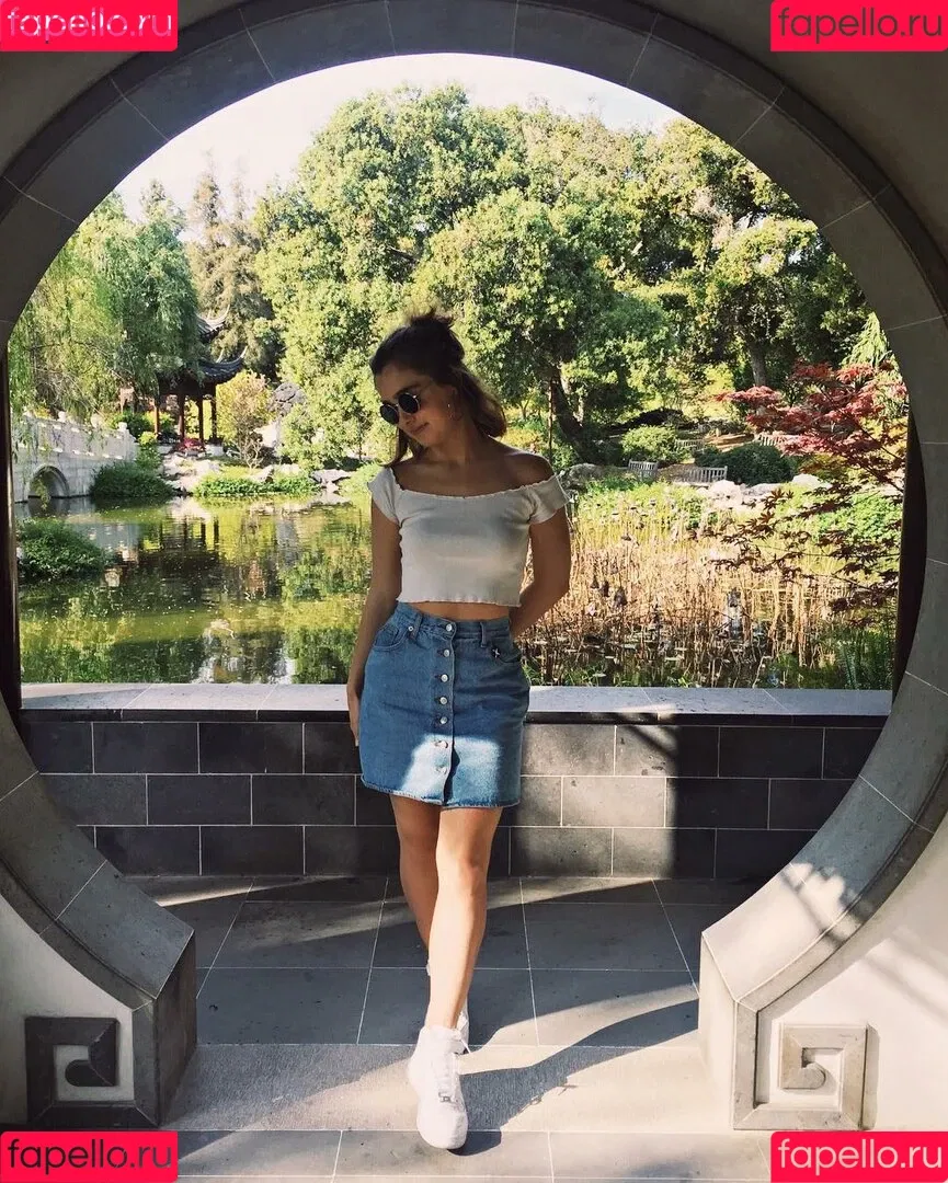 Haley Lu Richardson Onlyfans Photo Gallery 