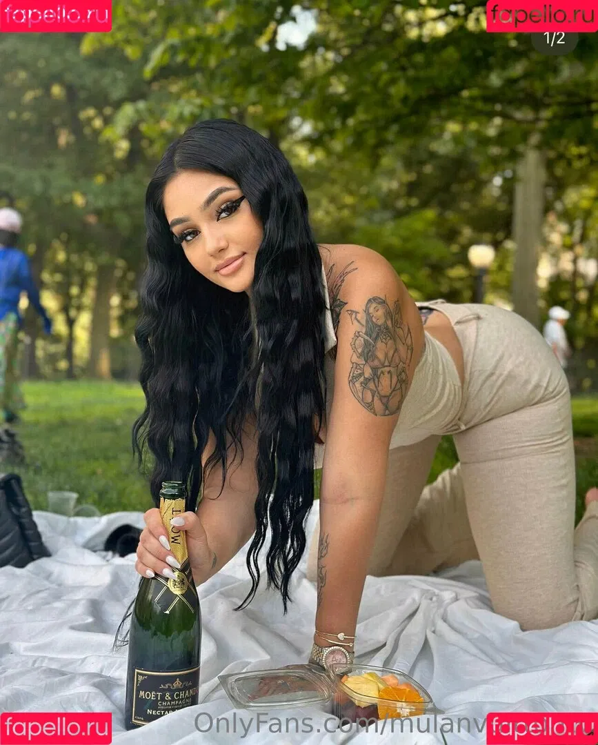 Mulanvuittontv Onlyfans Photo Gallery 
