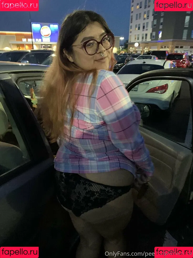 peekscalymedusa Onlyfans Photo Gallery 