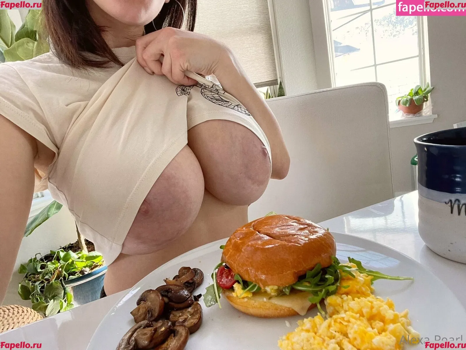 Alexa Pearl Onlyfans Photo Gallery 
