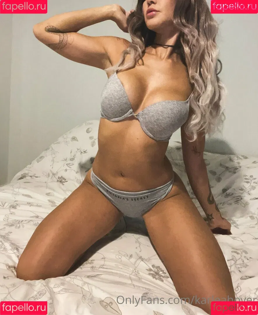 karleaxoxo Onlyfans Photo Gallery 
