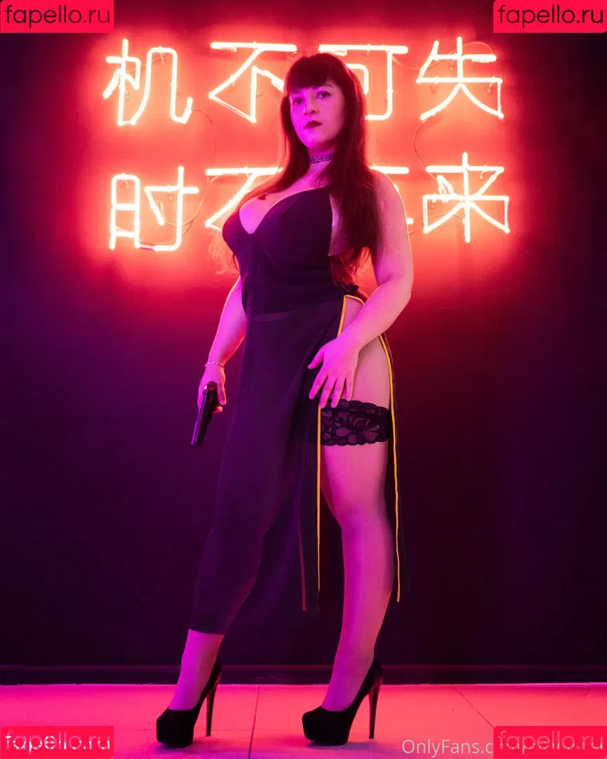 Aili Winter Onlyfans Photo Gallery 