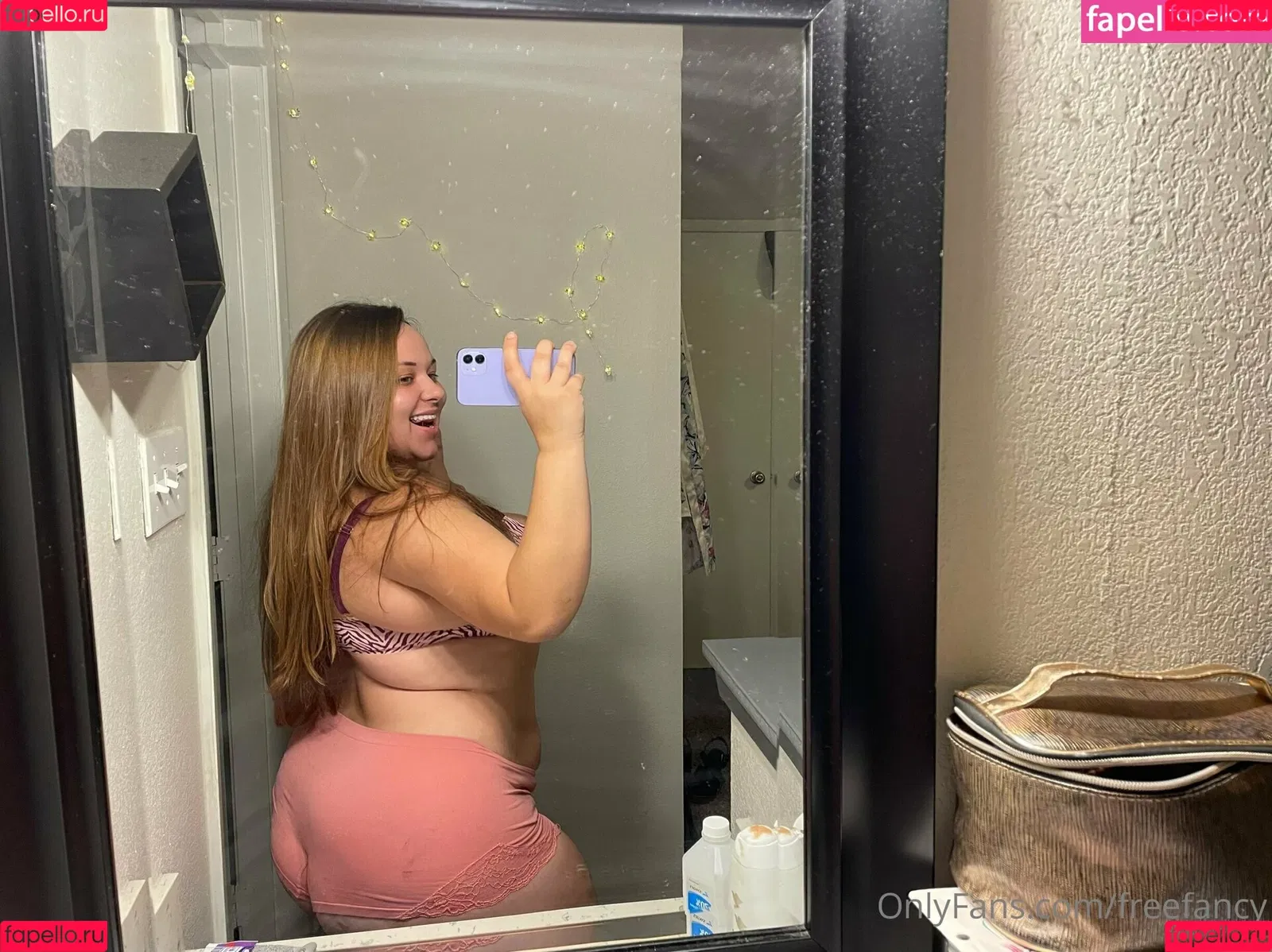 Creamonitfancy Onlyfans Photo Gallery 