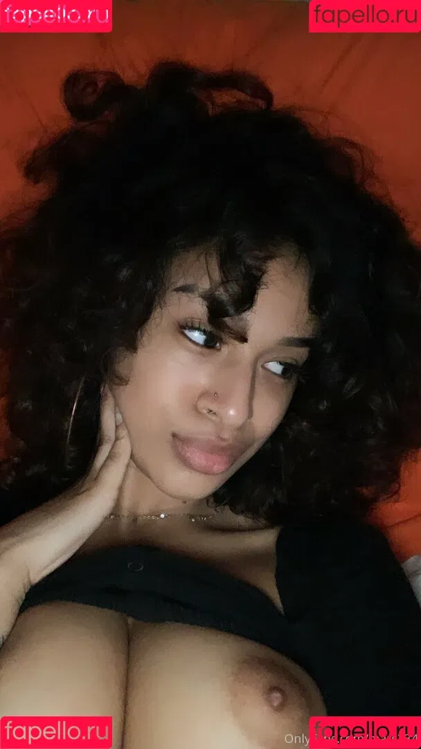 Smokianaaa Onlyfans Photo Gallery 
