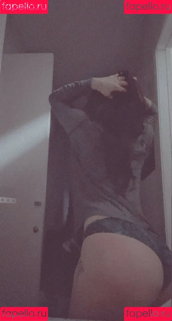 Stephanie Onlyfans Photo Gallery 