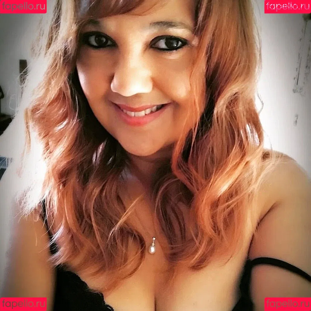 Yasmin Onlyfans Photo Gallery 