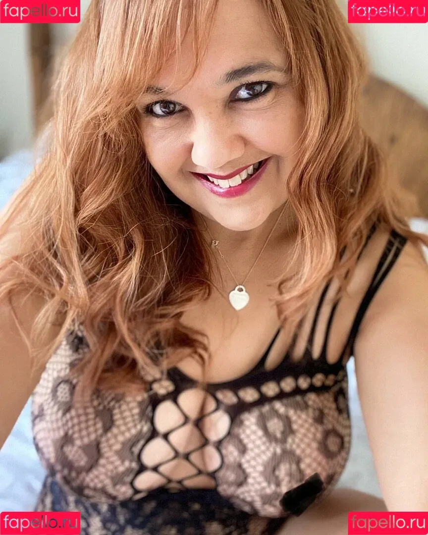 Yasmin Onlyfans Photo Gallery 