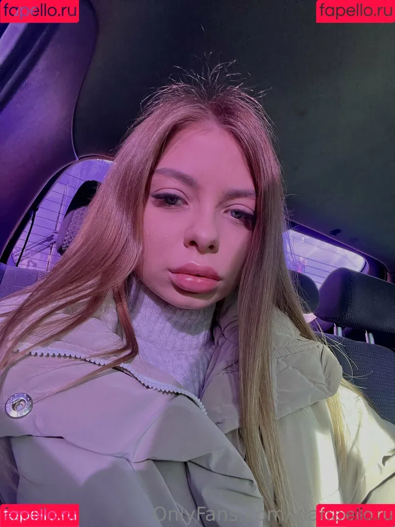 vladaberry Onlyfans Photo Gallery 