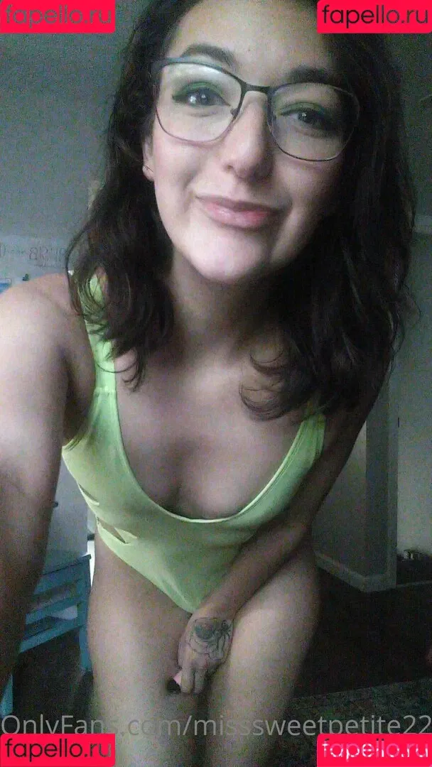 misssweetpetite22 Onlyfans Photo Gallery 