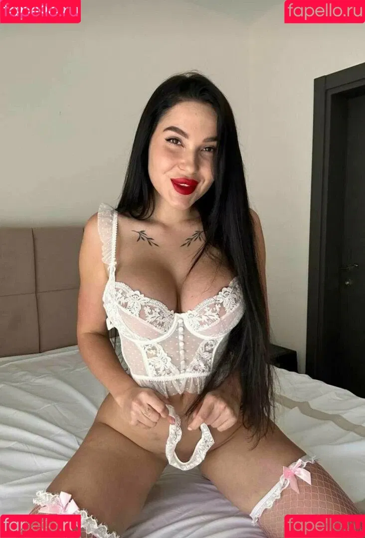 Mary Sweet Onlyfans Photo Gallery 