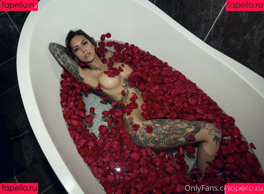 rizerae Onlyfans Photo Gallery 