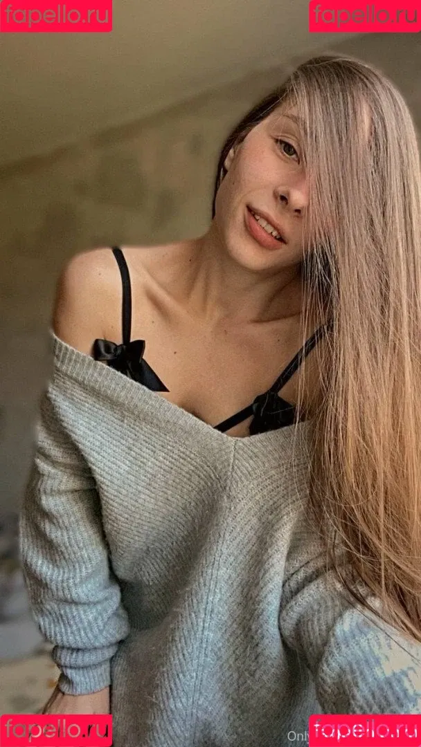 Nina Liin Onlyfans Photo Gallery 