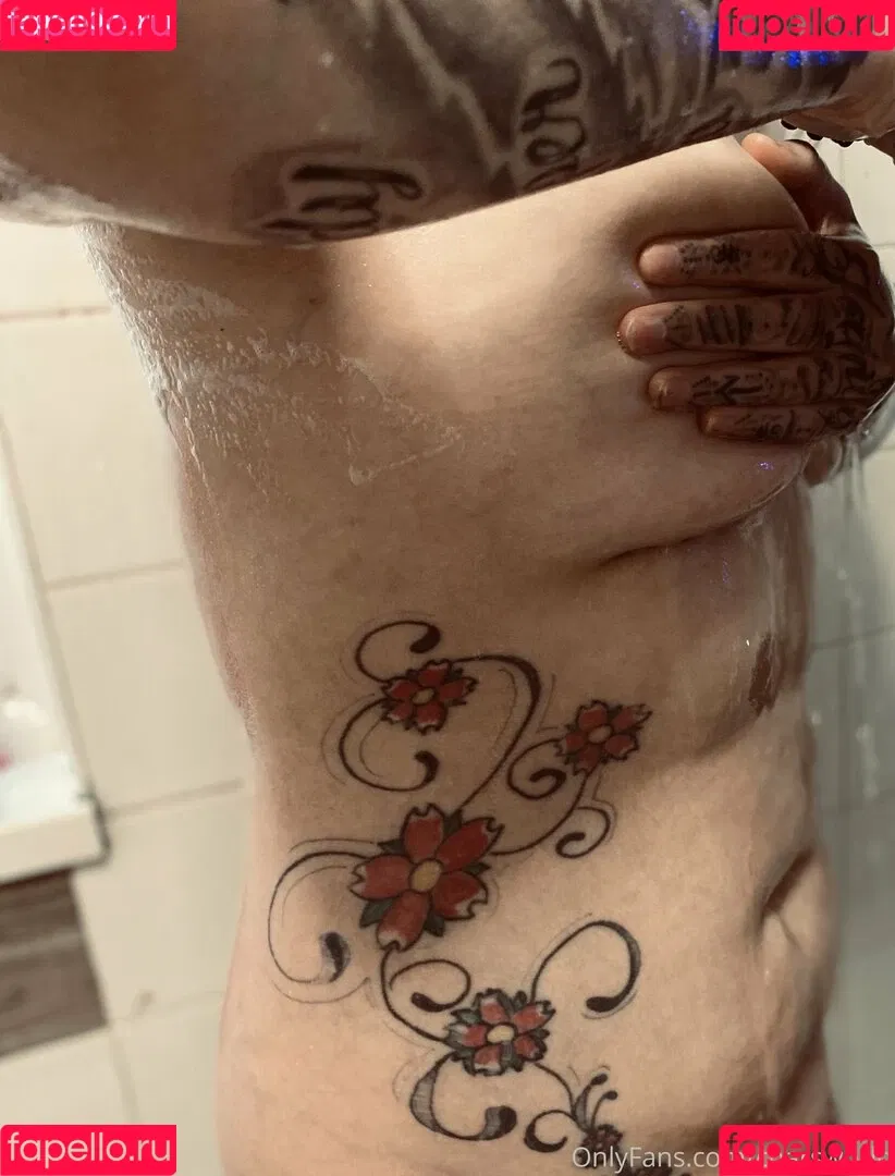 charsworld Onlyfans Photo Gallery 