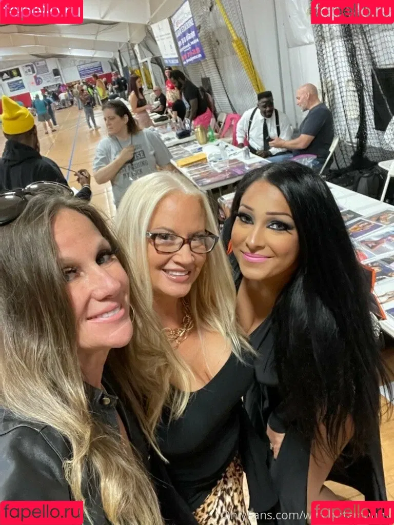 Tammy Lynn Sytch Onlyfans Photo Gallery 