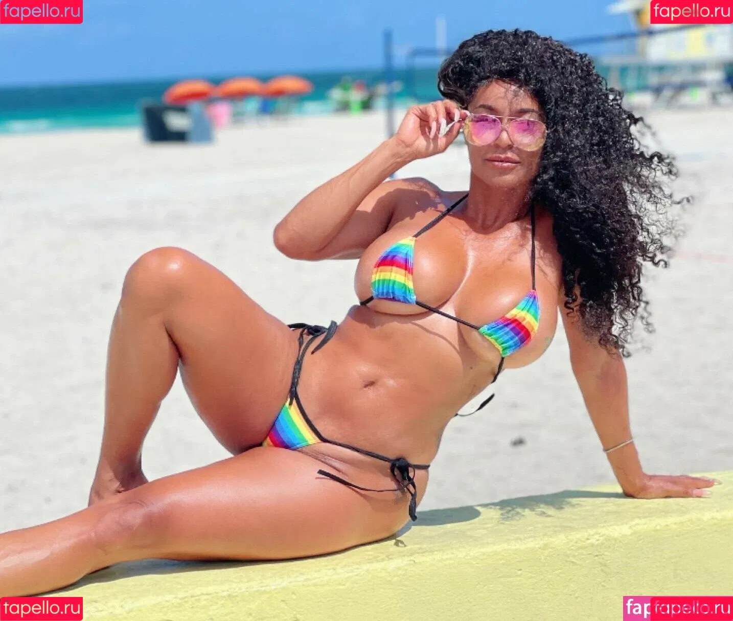 theredsonya Onlyfans Photo Gallery 