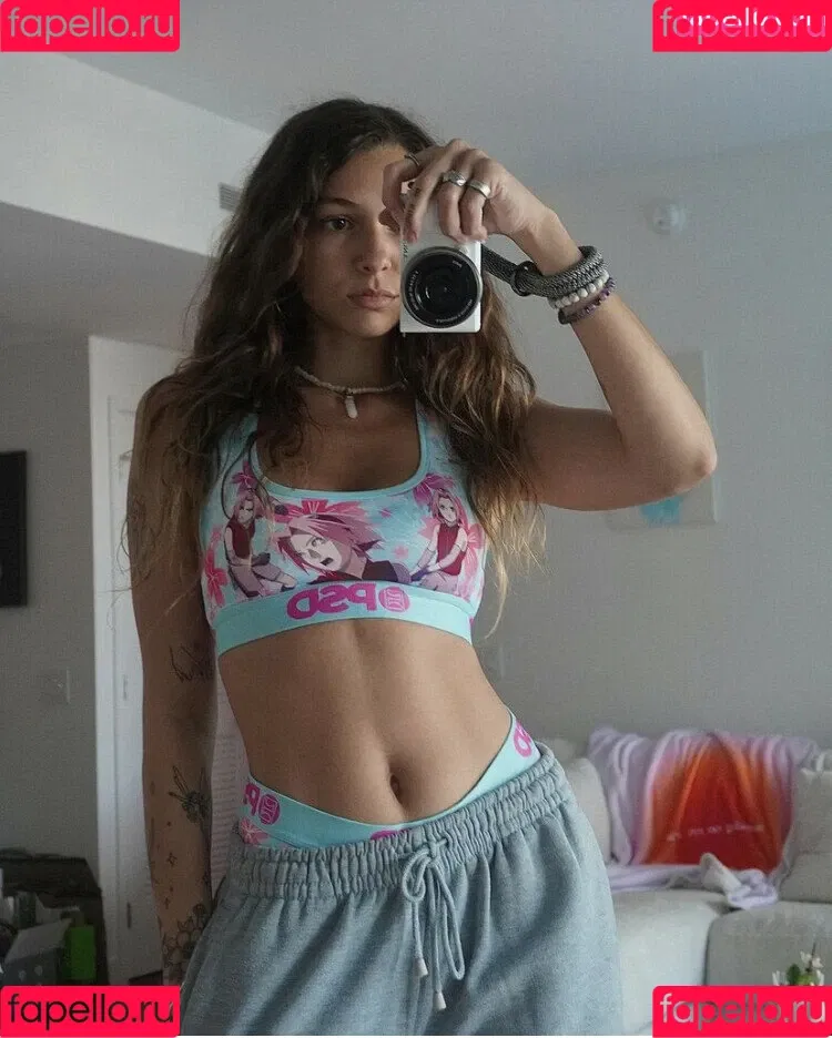 miss.xbee Onlyfans Photo Gallery 