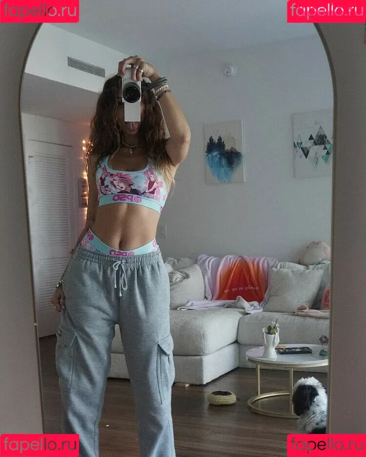 miss.xbee Onlyfans Photo Gallery 