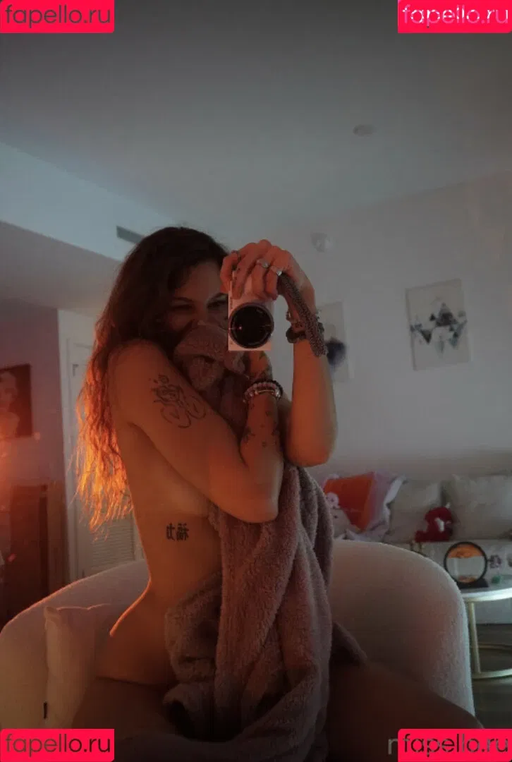 miss.xbee Onlyfans Photo Gallery 