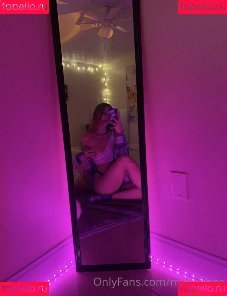 miss.xbee Onlyfans Photo Gallery 