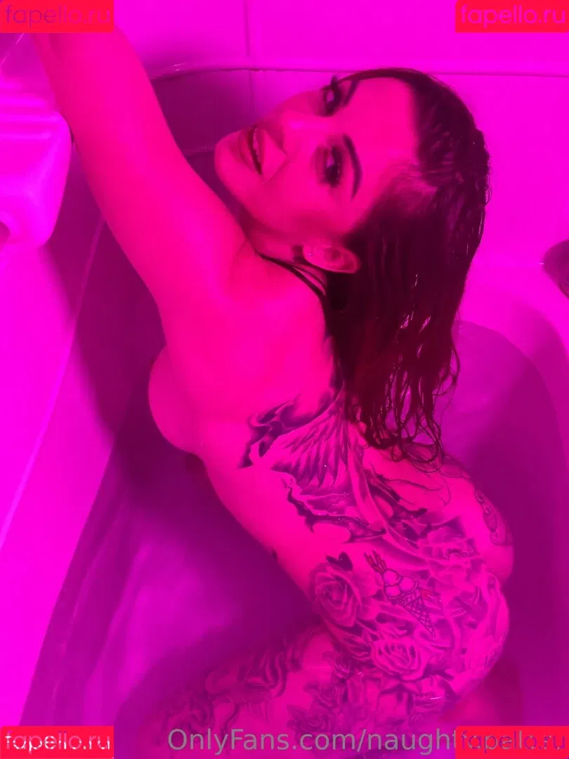 naughty.batter Onlyfans Photo Gallery 
