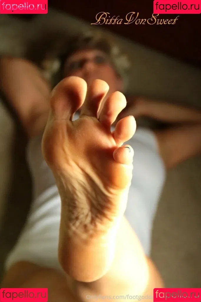 footgoddessbittavonsweet Onlyfans Photo Gallery 