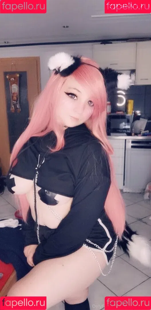 littlescarefox Onlyfans Photo Gallery 