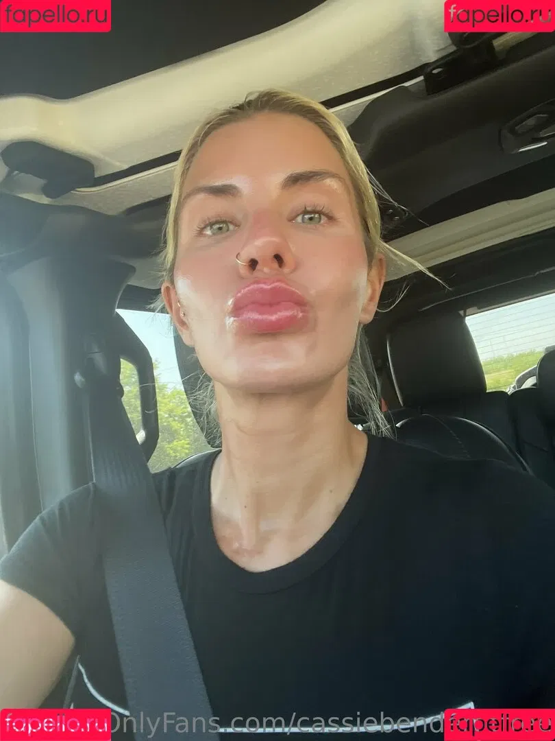 cassiebenderfitfree Onlyfans Photo Gallery 