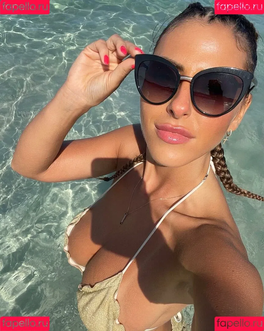 madamex93 Onlyfans Photo Gallery 