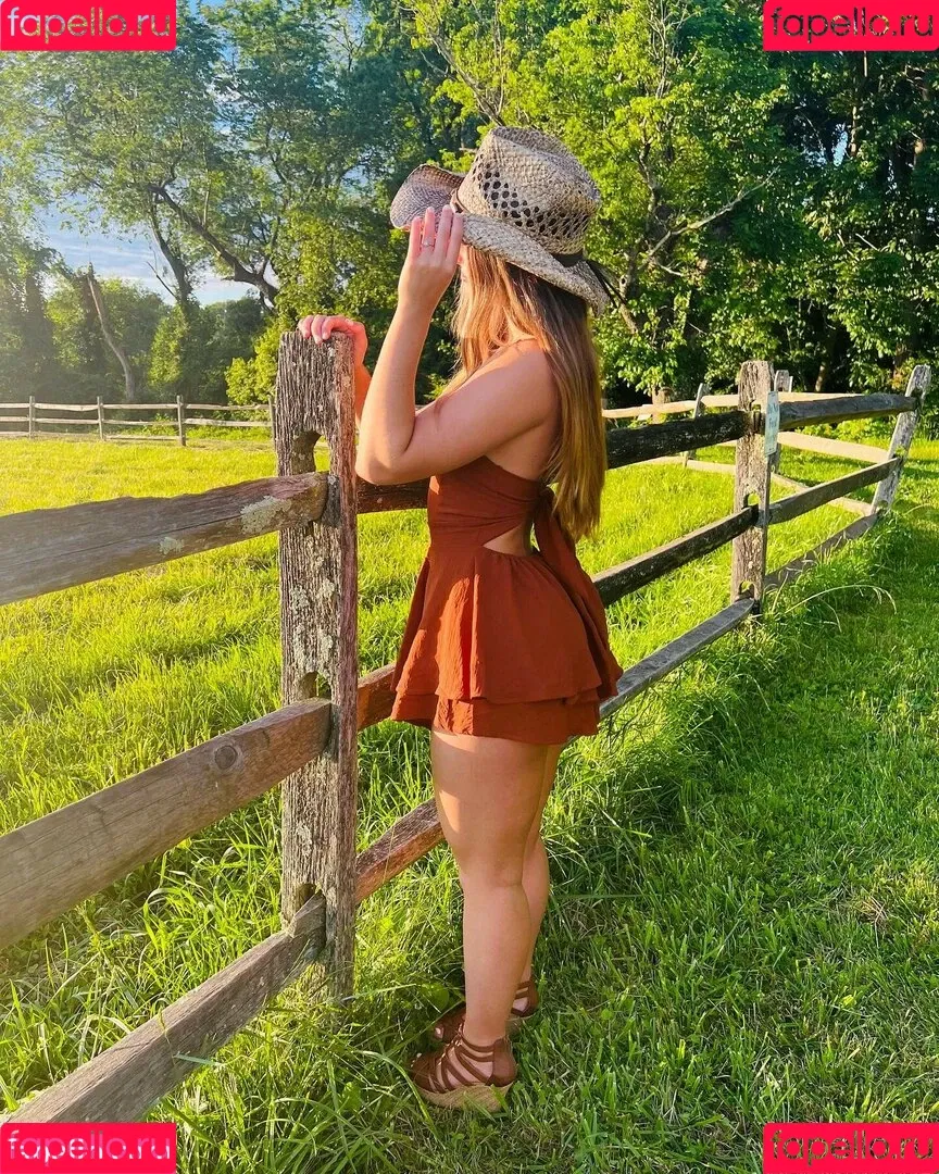 Makayla Mcquoid Onlyfans Photo Gallery 