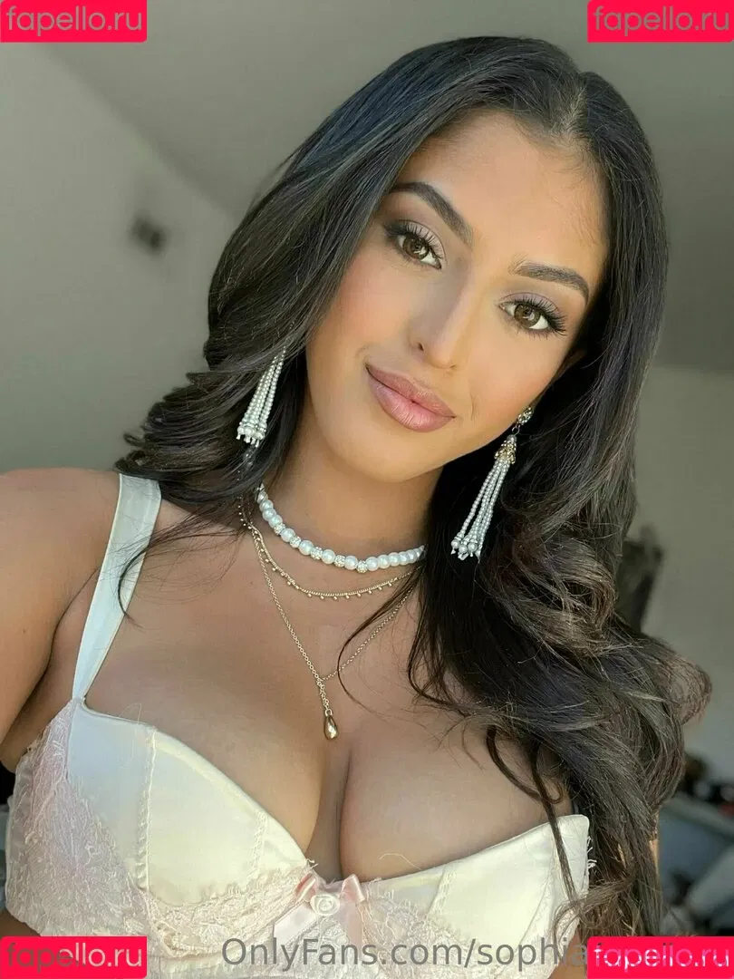 Sophia Leone Onlyfans Photo Gallery 