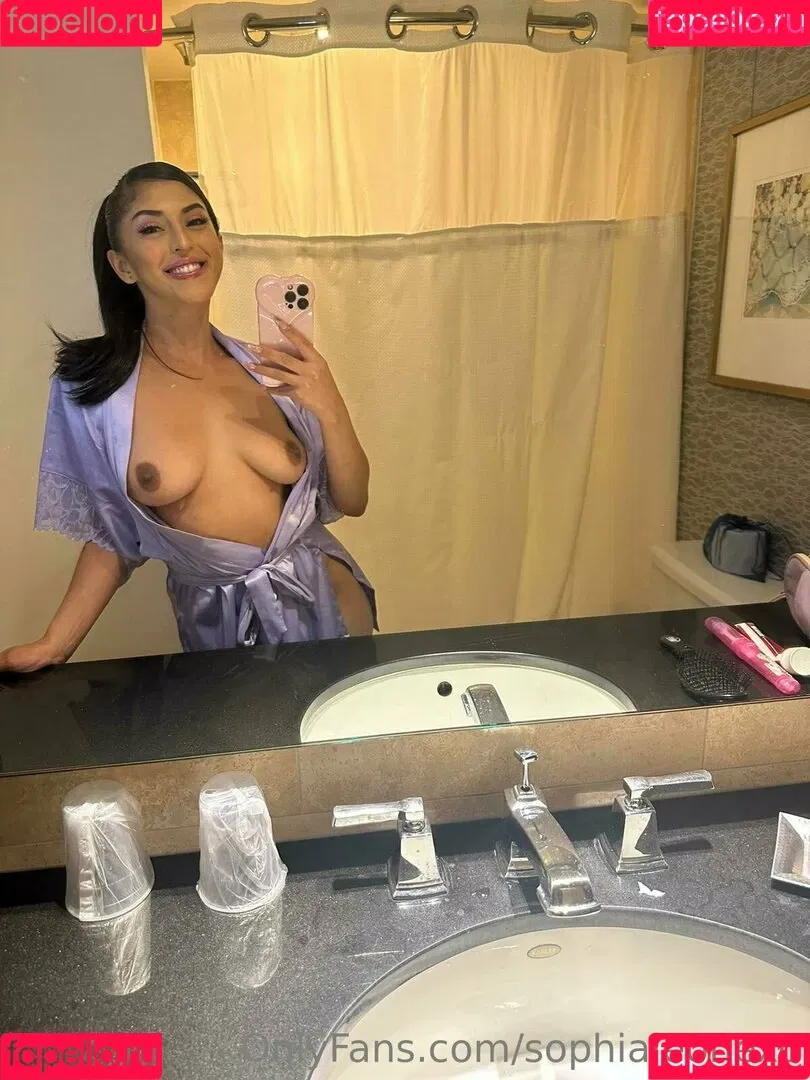 Latest leaks Sophia Leone nude - Fapello