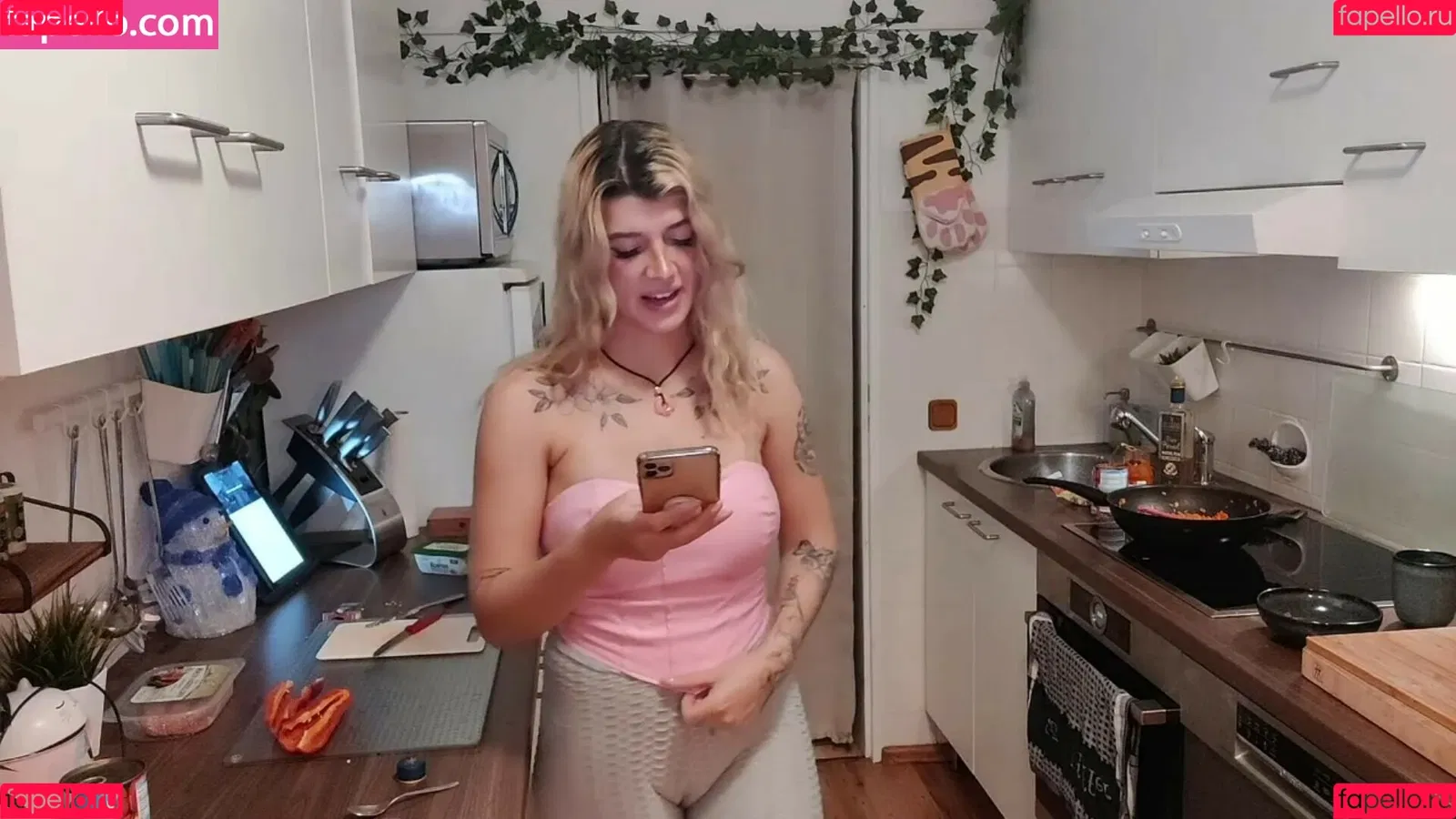 Kunshikitty Onlyfans Photo Gallery 