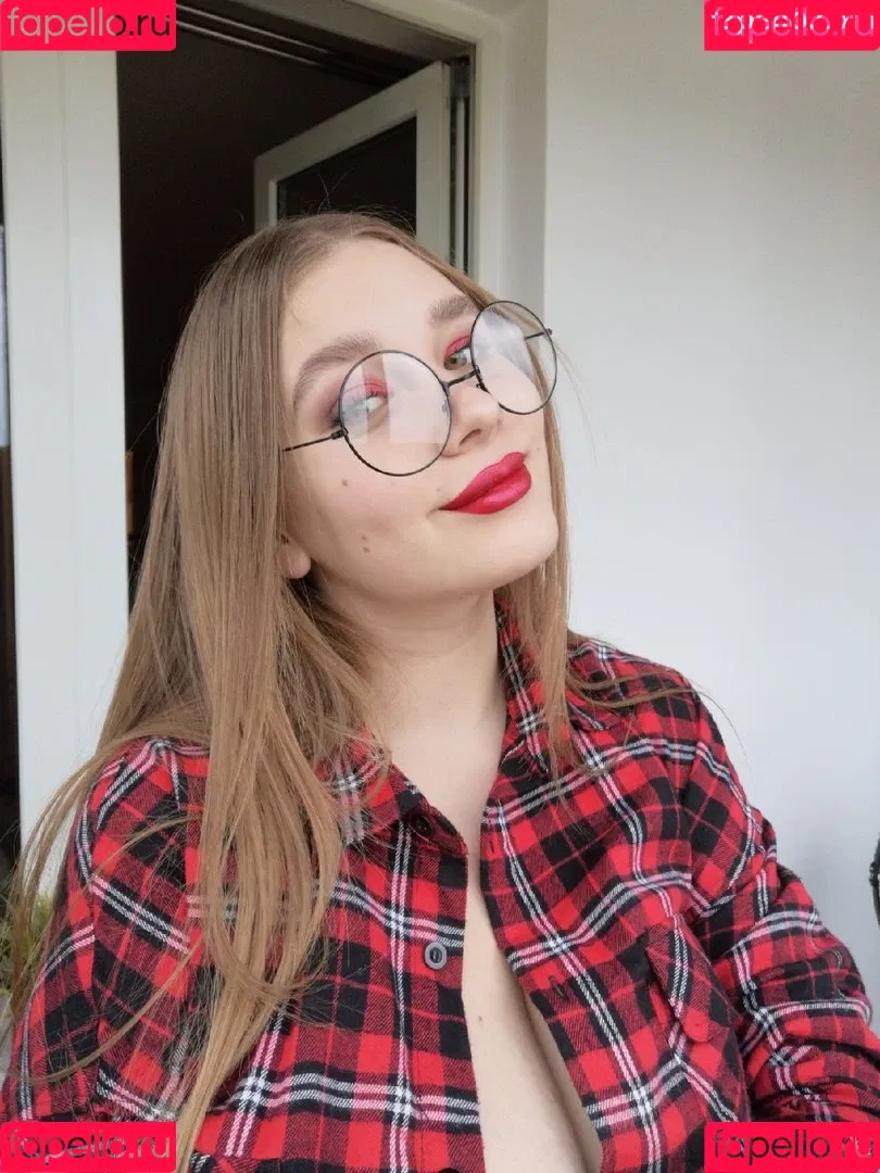 Lucy Laistner Onlyfans Photo Gallery 