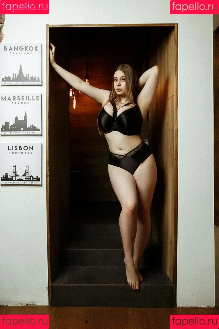 Lucy Laistner Onlyfans Photo Gallery 