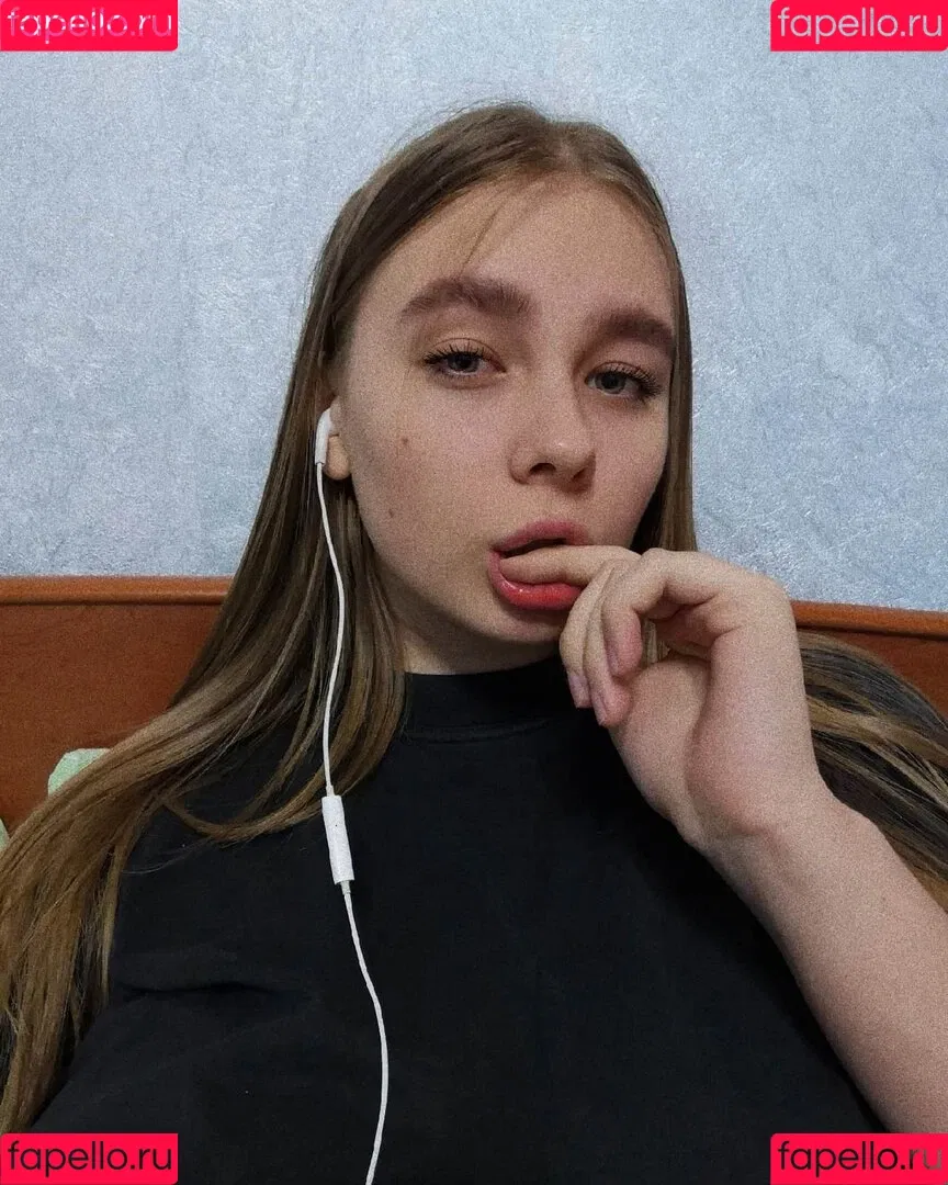 Lucy Laistner Onlyfans Photo Gallery 