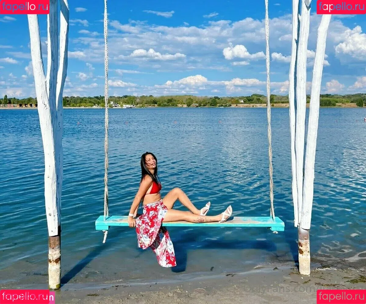 Lia Ponce Onlyfans Photo Gallery 