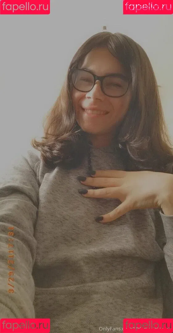 LittleMapleBerry Onlyfans Photo Gallery 