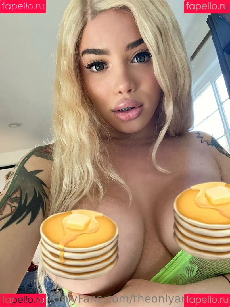 theonlyanaconda Onlyfans Photo Gallery 
