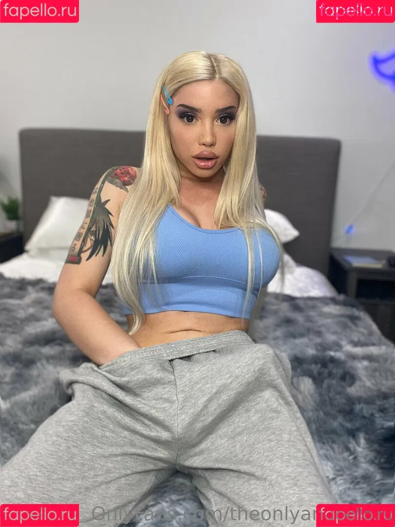 theonlyanaconda Onlyfans Photo Gallery 