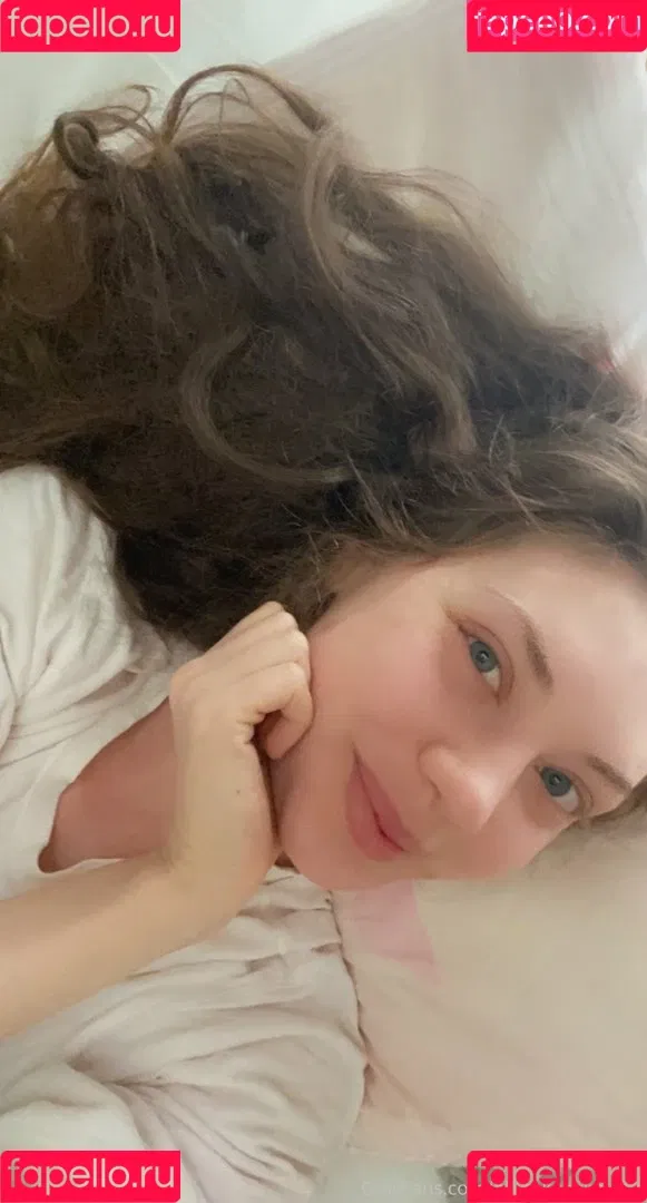 Elenakoshkaxoxo Onlyfans Photo Gallery 