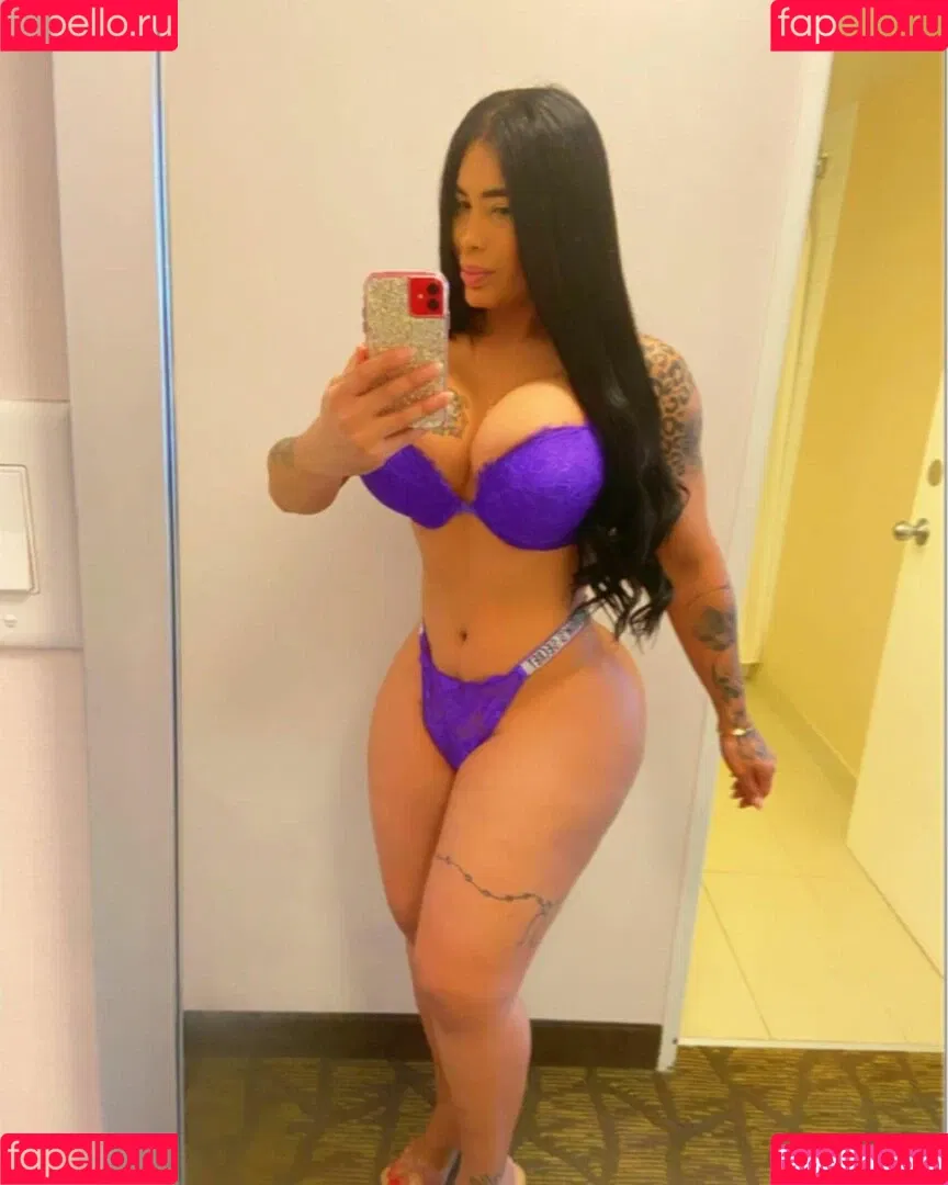 Italia Jimenez Onlyfans Photo Gallery 