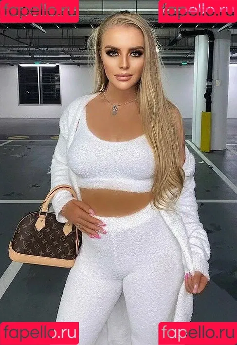 Mega Clarke Onlyfans Photo Gallery 