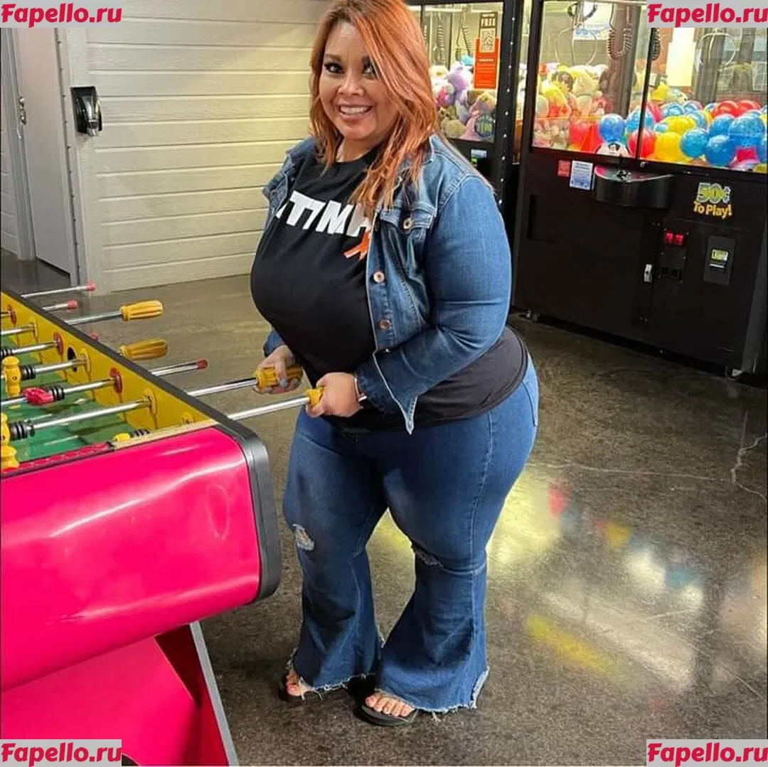 SueAnn Onlyfans Photo Gallery 