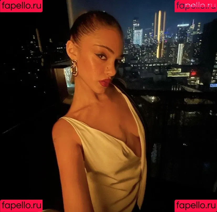 Luna Blaise Onlyfans Photo Gallery 