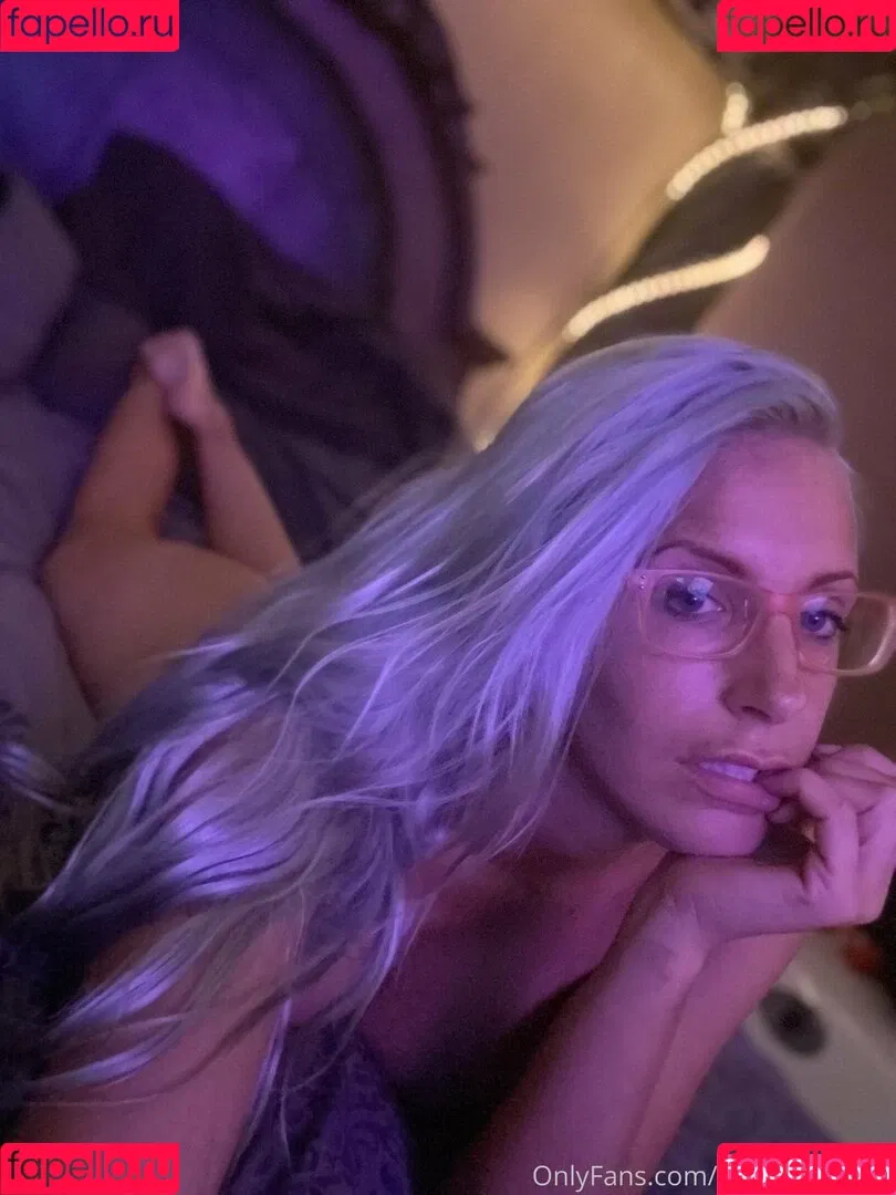 maloriewoods Onlyfans Photo Gallery 