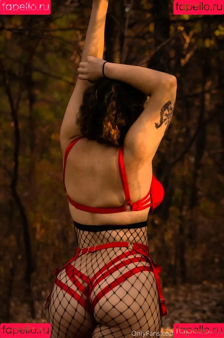 crimson_ghoul Onlyfans Photo Gallery 