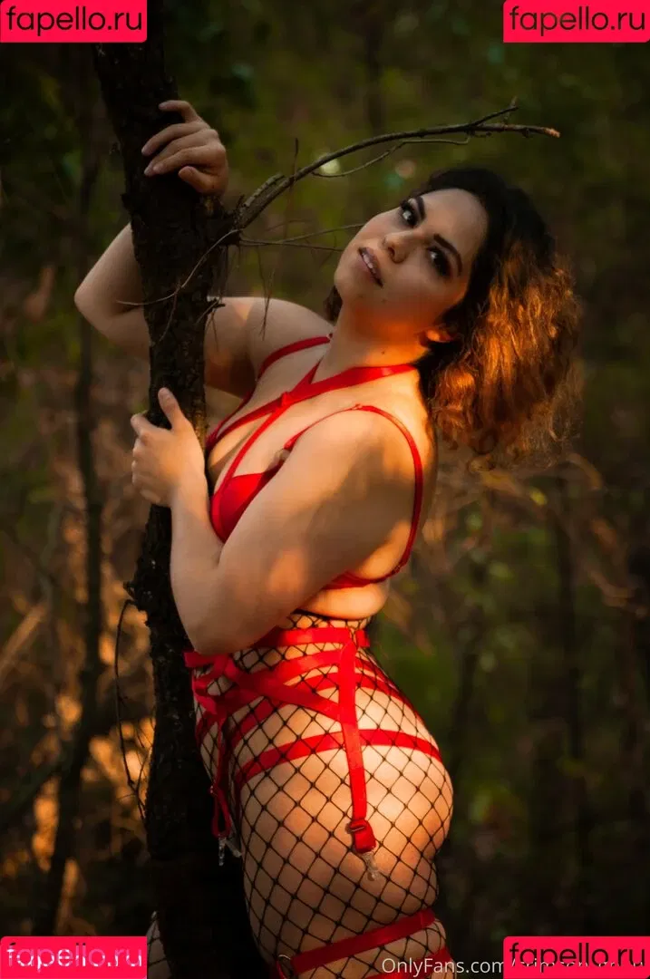 crimson_ghoul Onlyfans Photo Gallery 