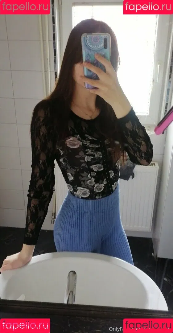 laly911_free Onlyfans Photo Gallery 