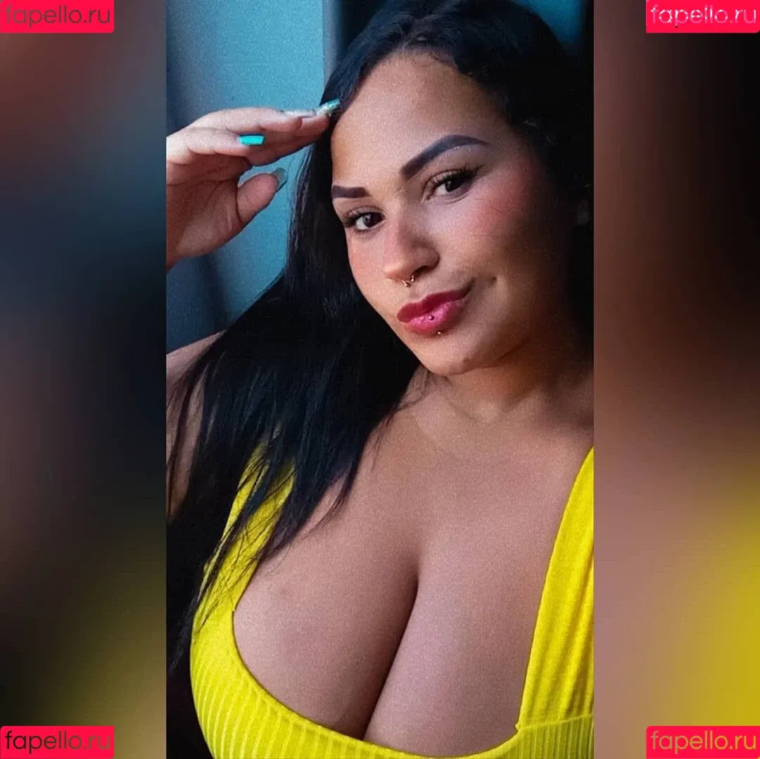 Adriane Esteves Onlyfans Photo Gallery 