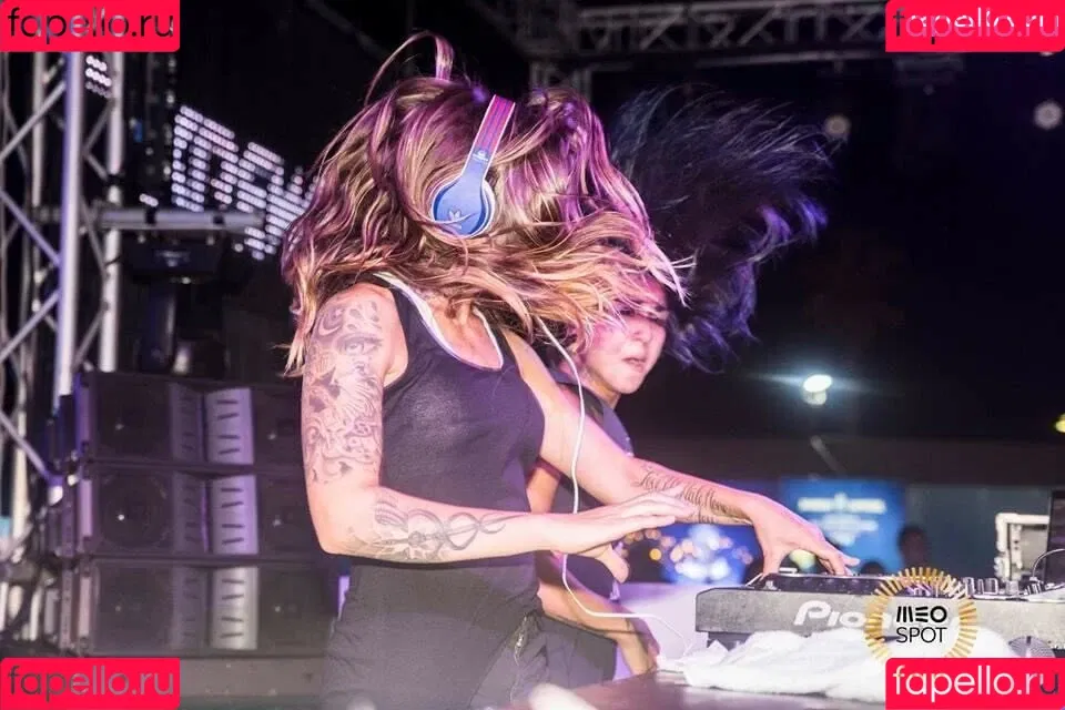 Krewella Onlyfans Photo Gallery 